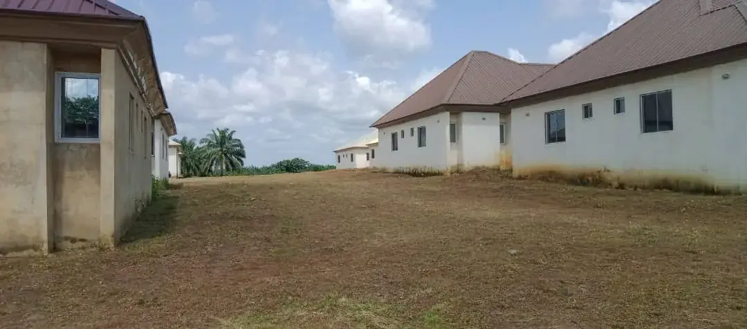 Courtyard at Kabom Premium Estate, Anyanganse