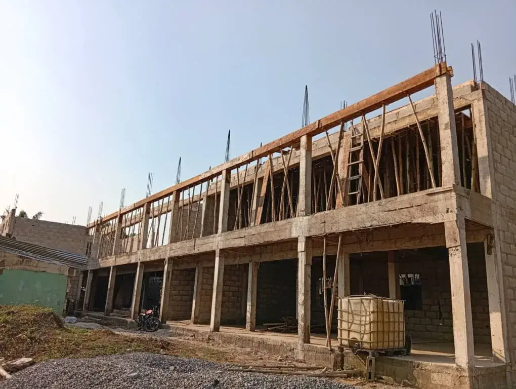 Kabom Multi-storey Plaza exterior